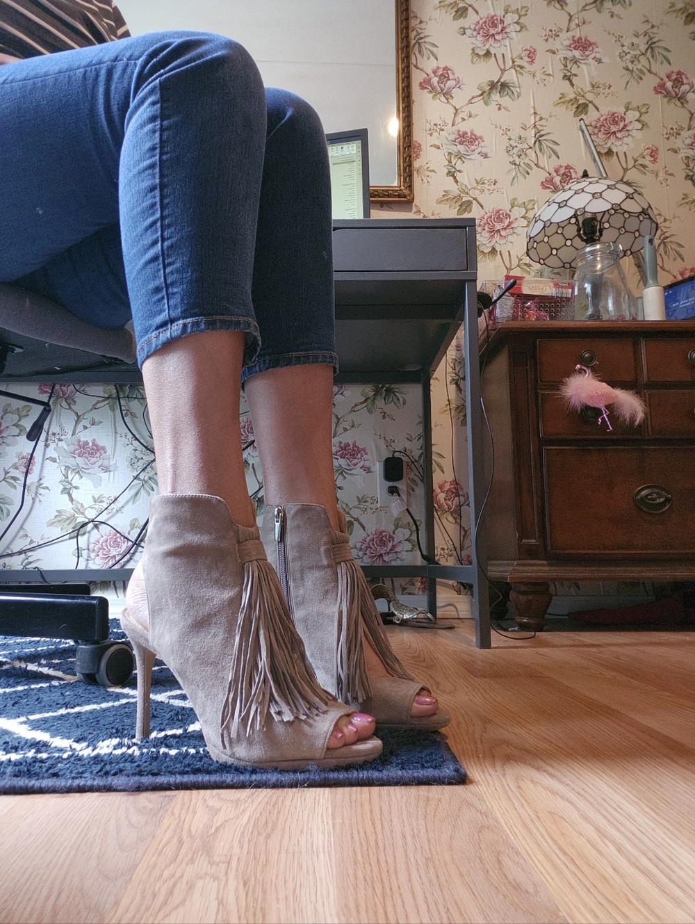 Vince Camuto Gray Suede Fringed Peep-Toe Ankle Heels - Picture 10 of 12